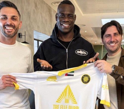 青岛黄海青,港足球俱乐,部简介,亚博体育,亚博体育官网,亚博体育app,亚博体育下载